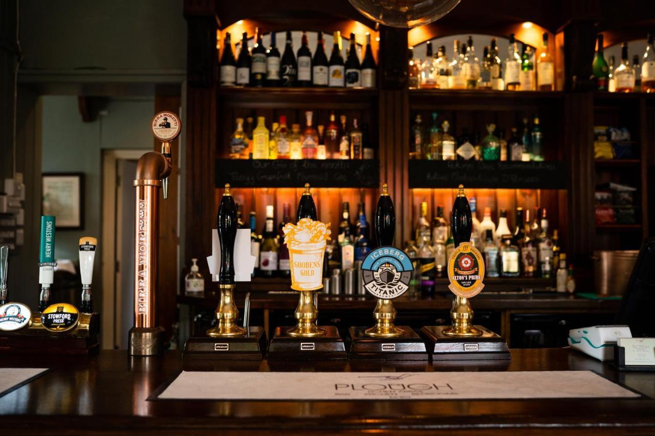 The Plough Itchen Abbas Hotel Winchester Bagian luar foto
