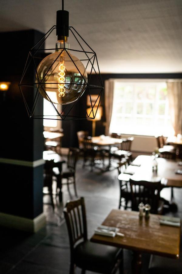The Plough Itchen Abbas Hotel Winchester Bagian luar foto