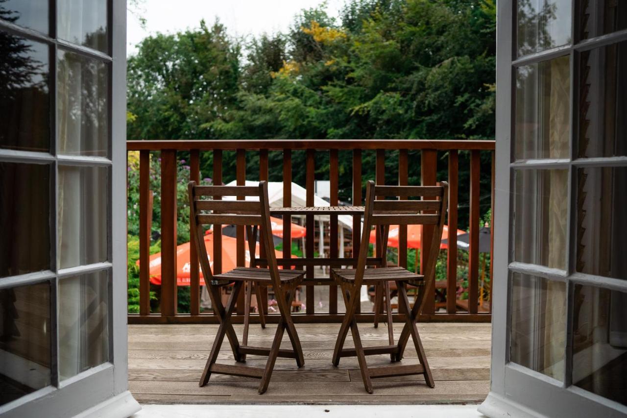 The Plough Itchen Abbas Hotel Winchester Bagian luar foto