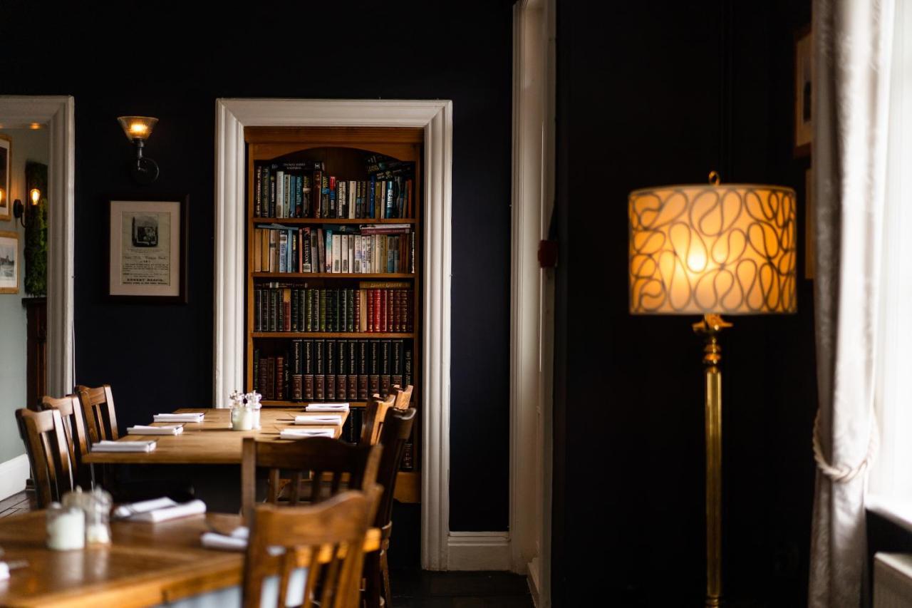 The Plough Itchen Abbas Hotel Winchester Bagian luar foto