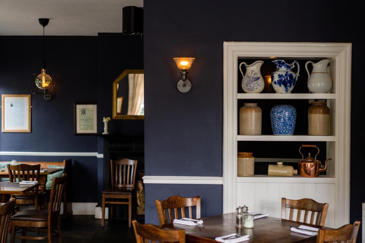 The Plough Itchen Abbas Hotel Winchester Bagian luar foto