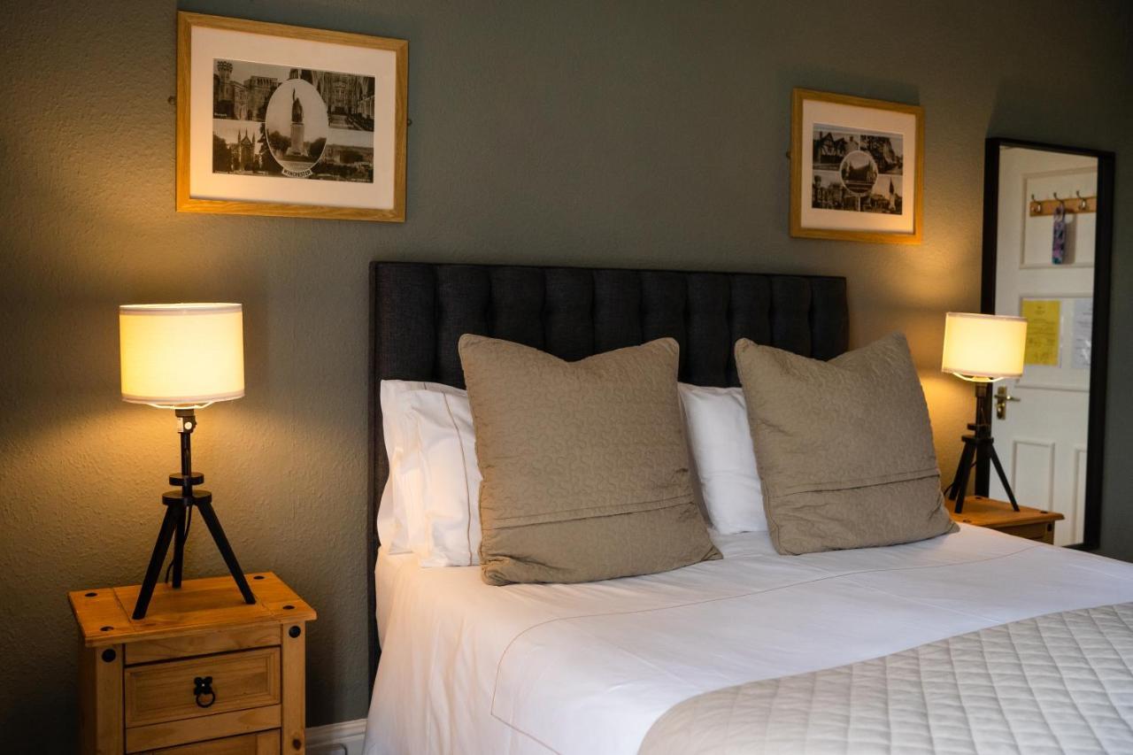 The Plough Itchen Abbas Hotel Winchester Bagian luar foto