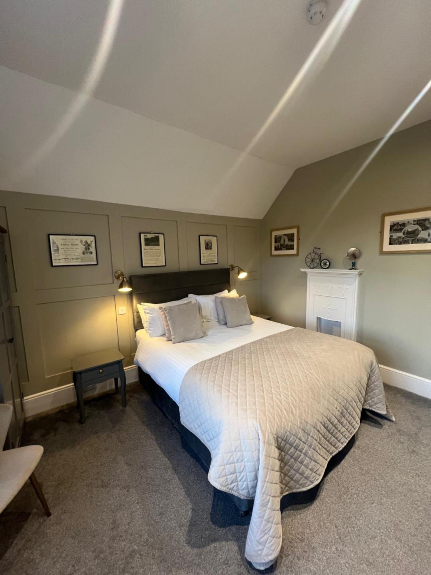 The Plough Itchen Abbas Hotel Winchester Bagian luar foto